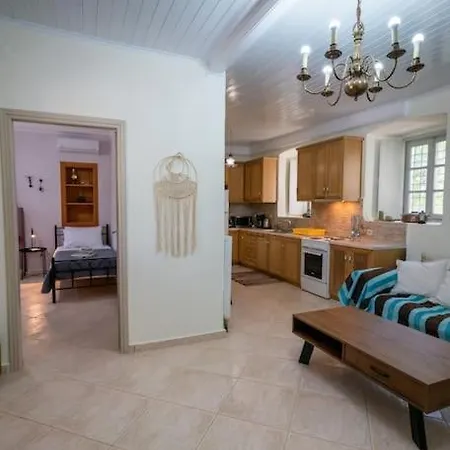 Ferienhaus Erika's Leonídion